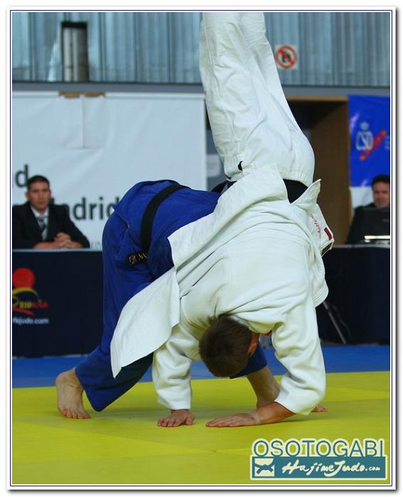 CEU 2011 100006